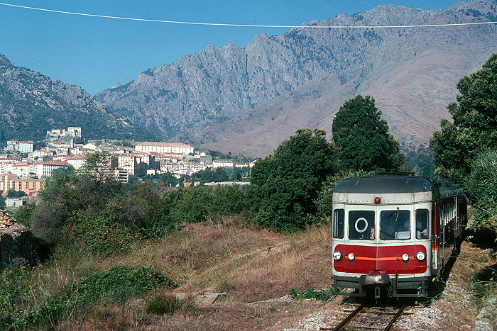 http://www.eisenbahnfotograf.de/ausland/cfc/i850117.JPG