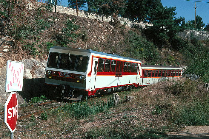http://www.eisenbahnfotograf.de/ausland/cfc/i850118.JPG