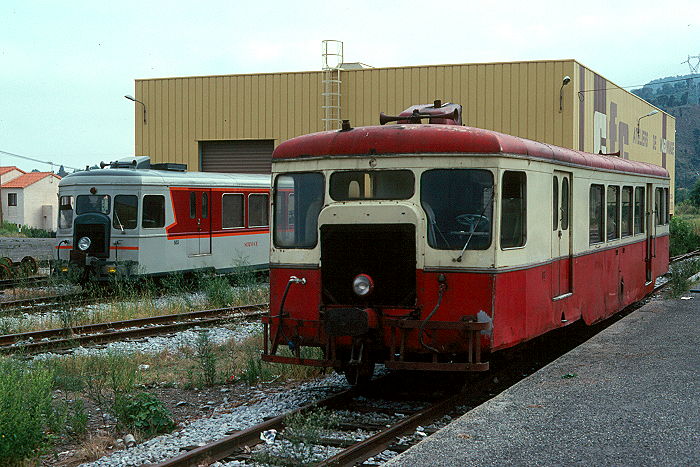 http://www.eisenbahnfotograf.de/ausland/cfc/i850124.JPG
