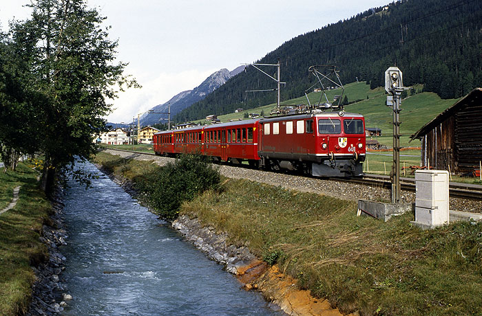 http://www.eisenbahnfotograf.de/ausland/rhb/i3910508.jpg