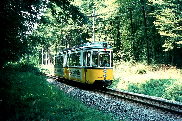 http://www.eisenbahnfotograf.de/strab/ssb/i1400134.jpg