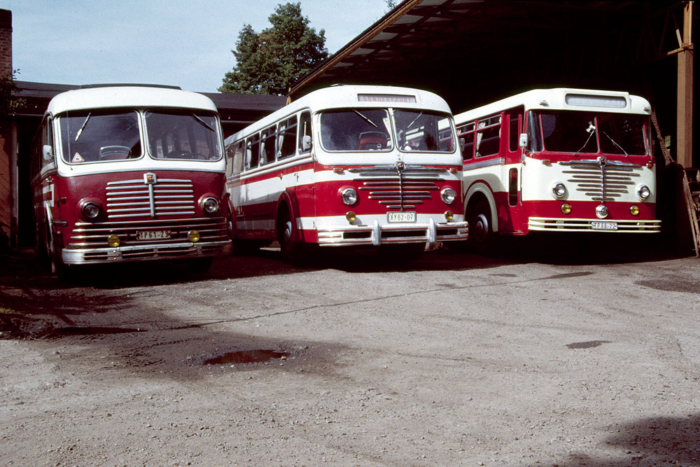 https://www.eisenbahnfotograf.de/datei/September%201982/1750129%20Buessingbus%204.9.82.jpg