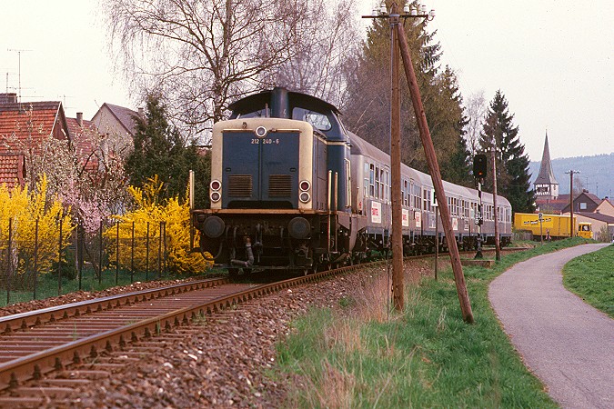 https://www.eisenbahnfotograf.de/dbdiesel/galerie212/i3890137.JPG